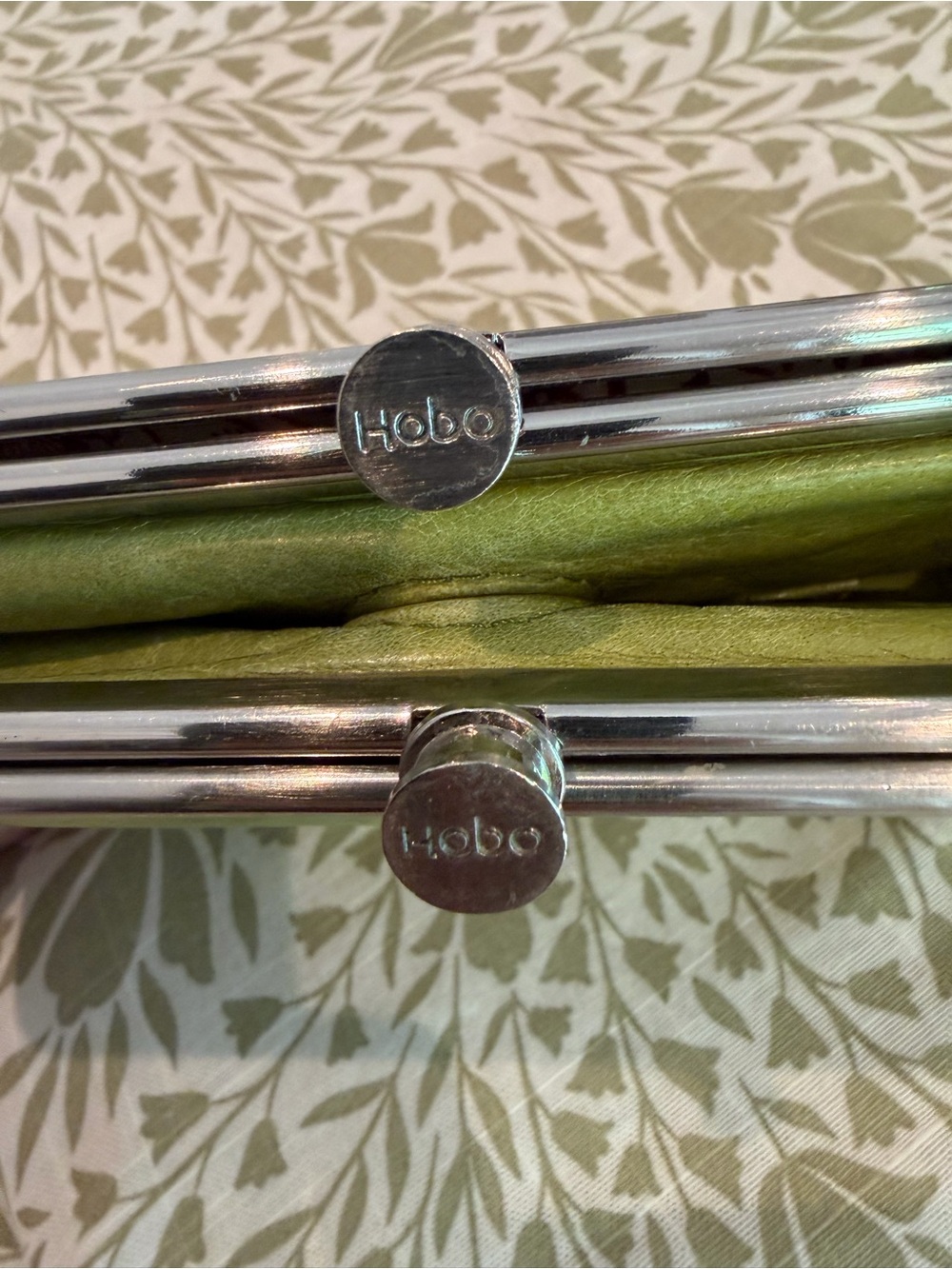 HOBO Green Leather Frame Clutch - Picture 5 of 12